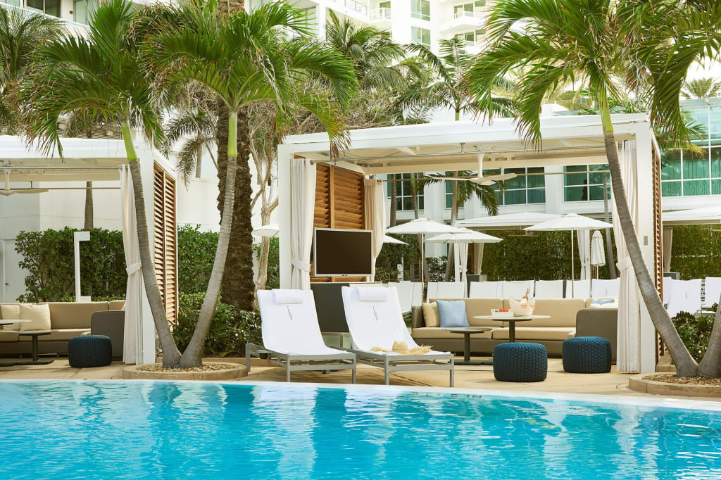 8. Fontainebleau Miami Beach Cabana
